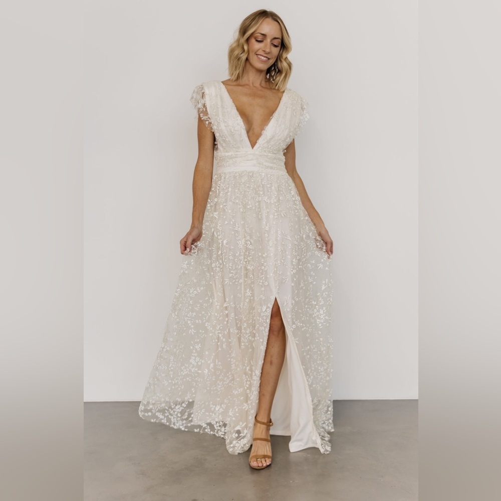 (White) Arlene Shimmer Gown Baltic Born